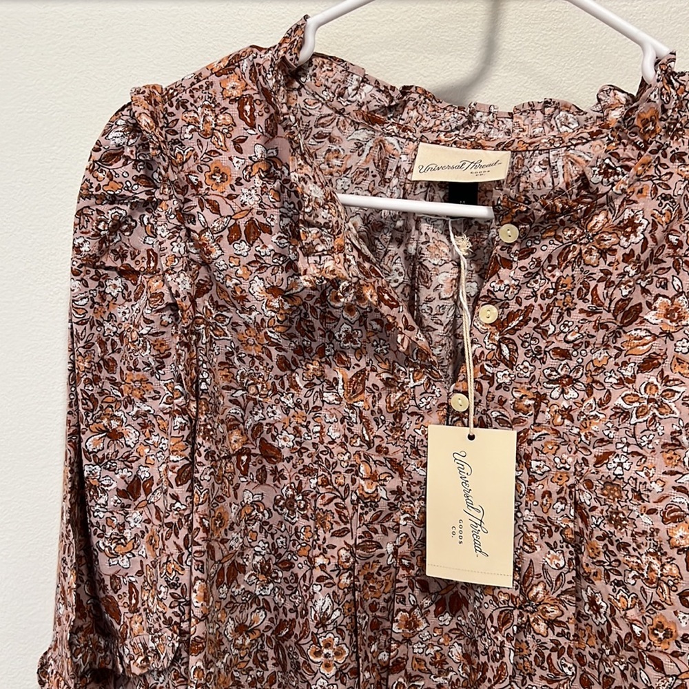 Target Universal Thread Shirt - Picture 2 of 4